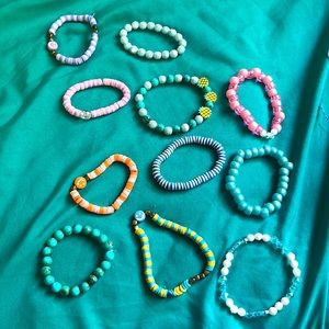 PICK AND COOSE THE PRICE IS PER BRACELET❤️